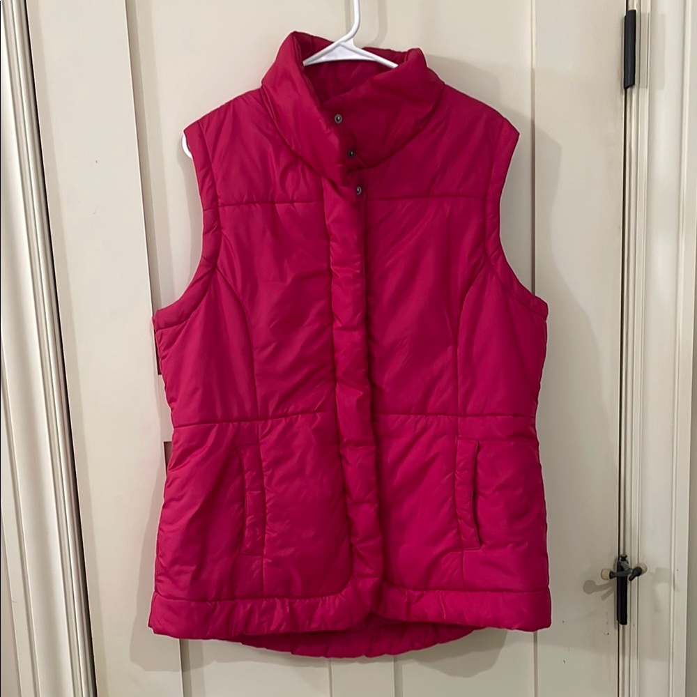NY&Co Pink Puffer Vest